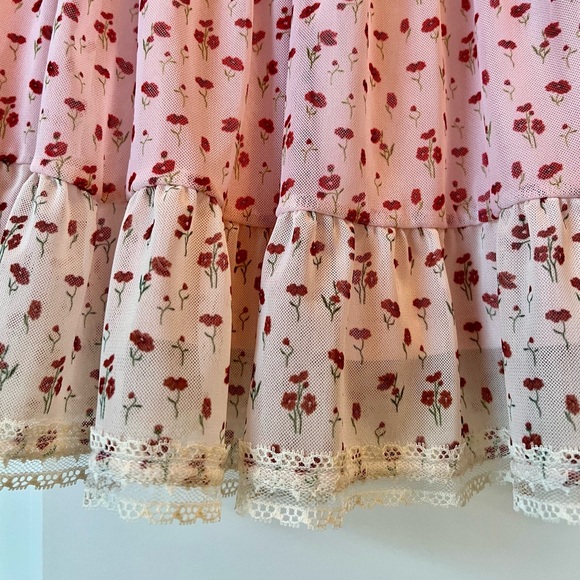 Zara. Size 9 (girls). Tiered Floral Tulle Skirt. Mint condition. - Picture 5 of 10